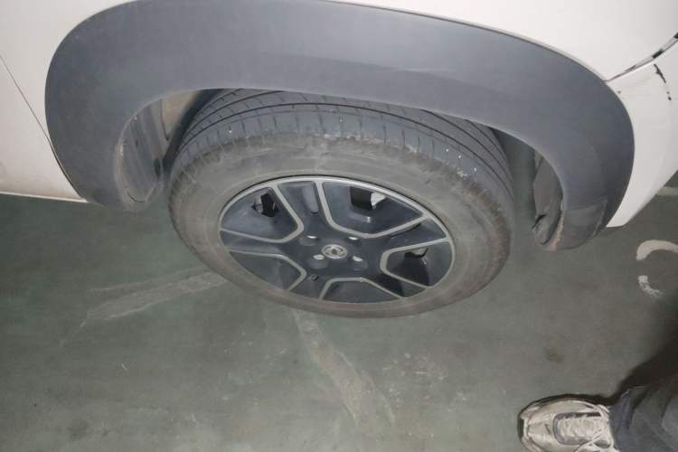 Used Dongfeng NAMMI BOX 2022 Chasing Wind Edition 331 km Standard Model
