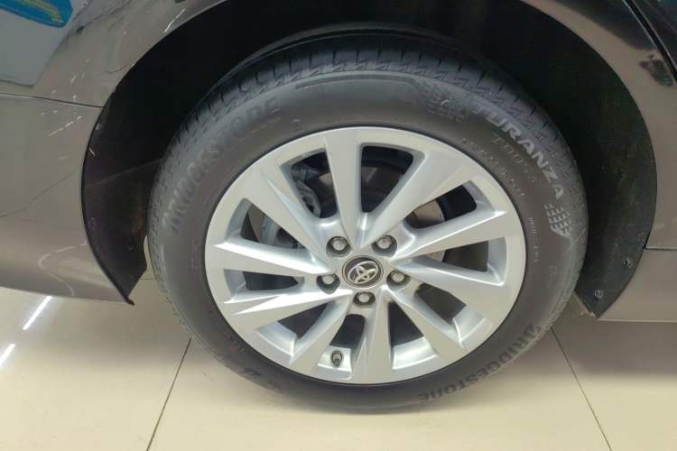 Used Toyota Camry 2021 2.0G Luxury Edition