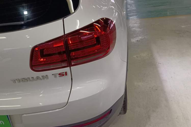 Used Volkswagen Tiguan L 2015 1.8TSI Automatic Two-Wheel Drive Luxury Model