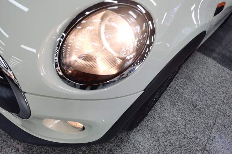 Used MINI 2018 1.5T ONE PLUS Five-Door Edition Left Front Headlight