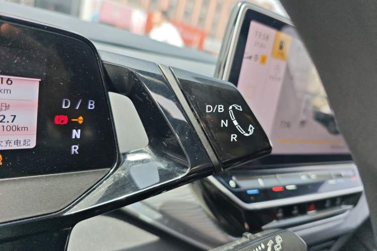 Used Volkswagen ID.4 CROZZ 2024 Pure Edition Limited Edition Gear Lever