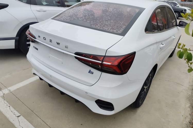 Used Roewe i5 2021 1.5L CVT Diamond Edition Rear Right 45 Deg