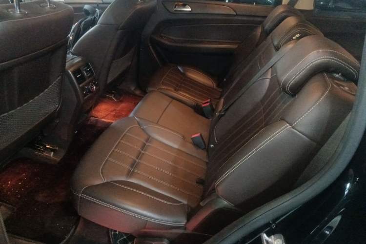 Used Mercedes-Benz GLS 2018 Refreshed GLS 400 4MATIC Dynamic Edition Left Rear Seat