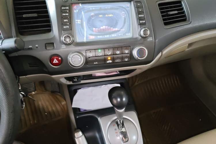 Used Honda Civic 2009 1.8L automatic comfort version Audio And AC Panel