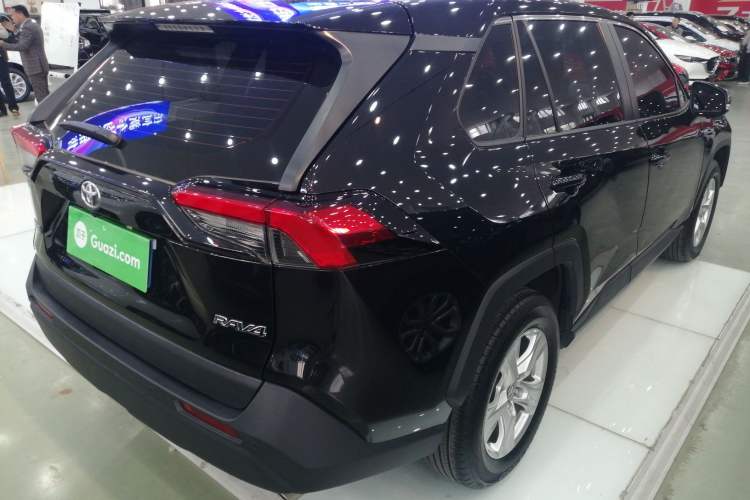 Used Toyota RAV4 2024 2.0L CVT Two-Wheel Drive Urban Edition
