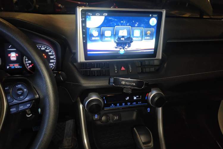 Used Toyota RAV4 2020 2.0L CVT Two-Wheel Drive Urban Edition
