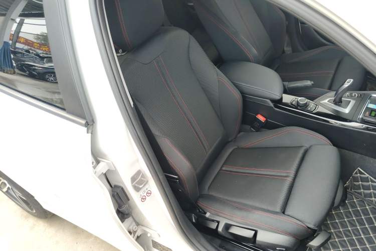 Used BMW 1 Series 2018 118i Sport Design Package
