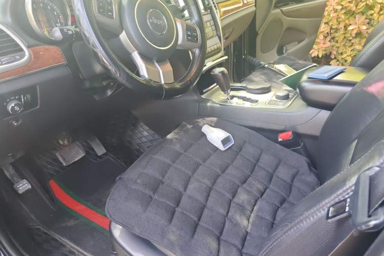 Used Jeep Grand Cherokee 2013 3.6L Comfort Navigation Edition