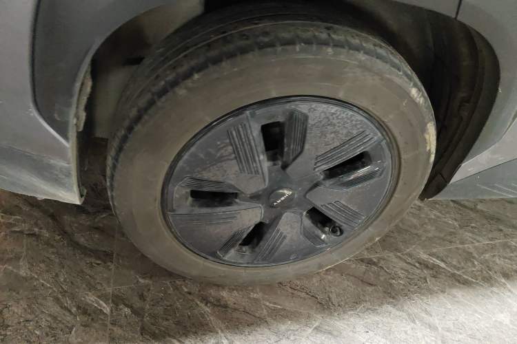 Used Chery New Energy eQ7 2023 512 km Max Right Rear Wheel Hub