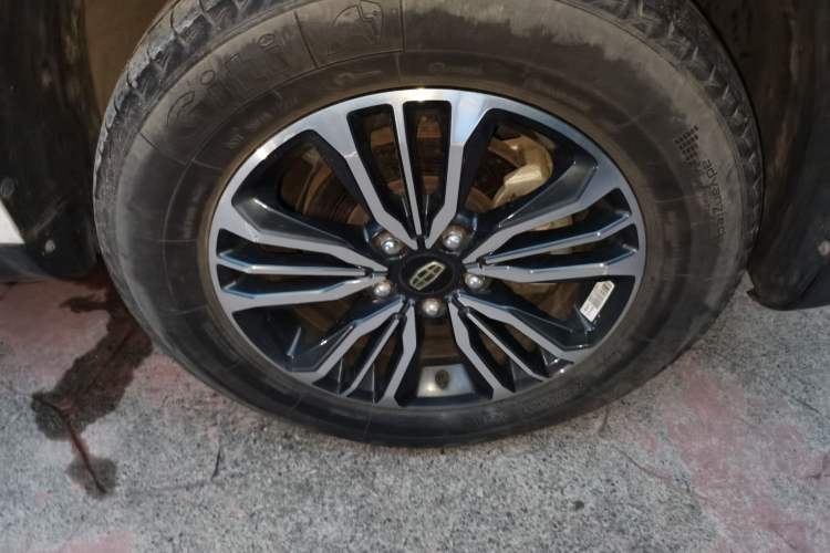 Used Geely Auto Vision X6 2016 1.8L Manual Luxury Model