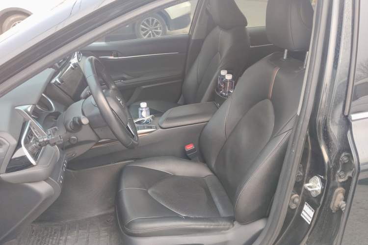 Used Toyota Camry 2019 2.0G Luxury Edition China VI Standard