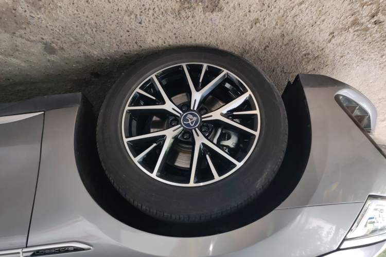 Used BYD Han 2023 DM-i Champion Edition 121KM Prestige Model
