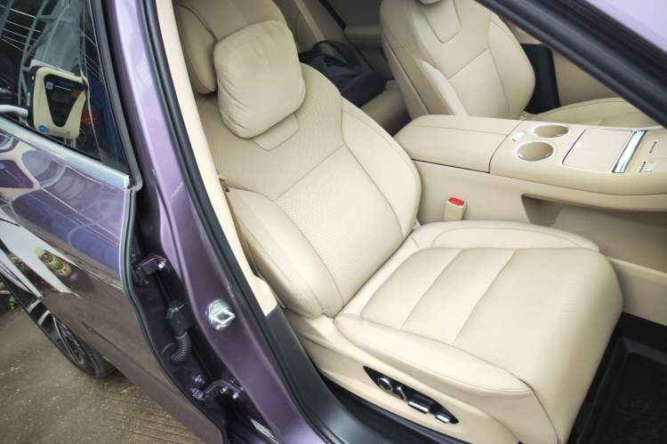 Used Hima AITO M5 2025 Extended-Range Ultra All-Wheel-Drive Version