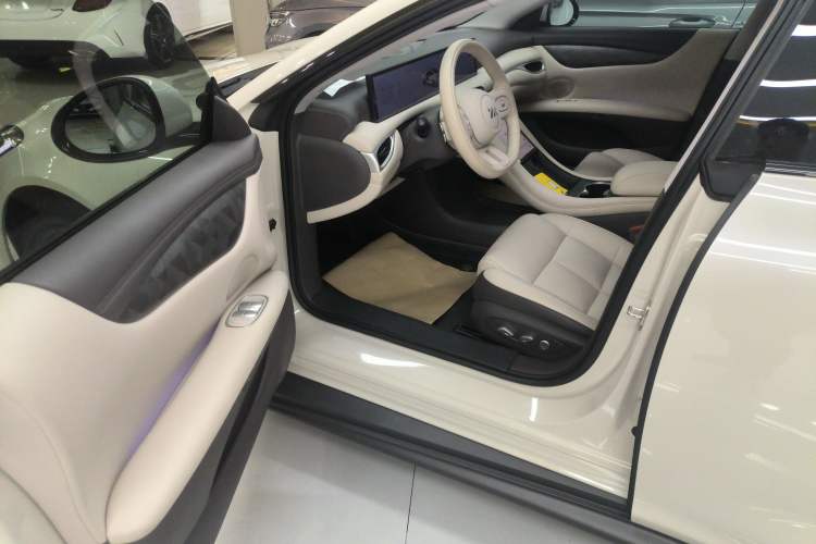 Used IM L6 2024 Max Standard Edition
