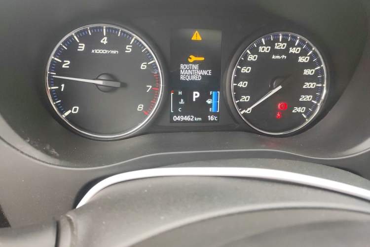 Used Mitsubishi Outlander 2019 2.0L Two-Wheel Drive Comfort Edition 5 Seats China V Standard Odometer Close Up