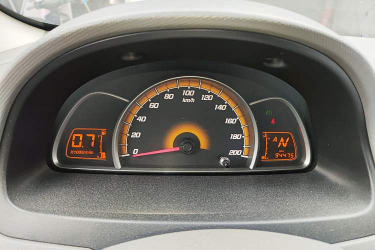 Used Chevrolet Sail 2013 Sedan 1.4L AMT Enjoy Edition