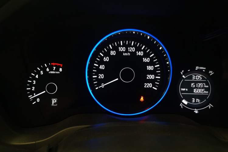 Used Honda Vezel 2016 1.8L CVT Front-Wheel Drive Pioneer Edition