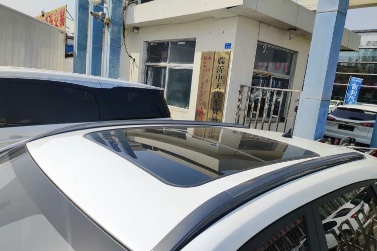 Used CHANGAN OSHAN X5 2021 1.5T DCT Flagship Edition Roof