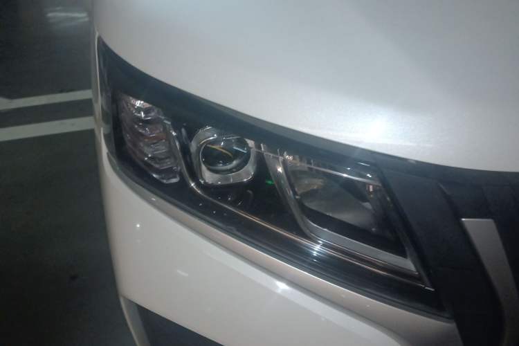 Used BAW Ruisheng Ace M7 2024 2.0L CNG Advanced Commercial Version 9 Seats