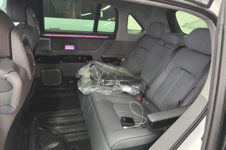 Used Zeekr MIX 2025 Intelligent Driving Version
