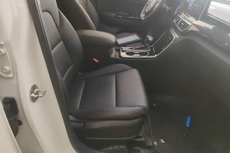 Used Kia KX5 2019 1.6T Automatic Two-Wheel Drive Luxury Edition
