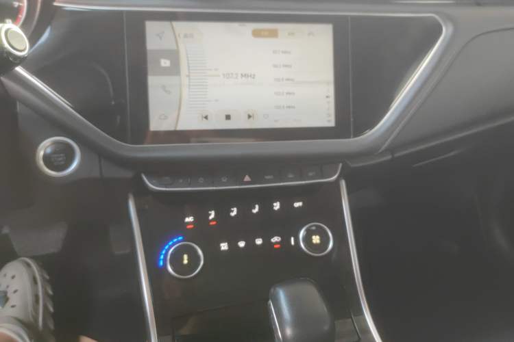 Used Chery Arrizo GX 2019 Pro 1.5T CVT Model Color Version China VI Standard Audio And AC Panel