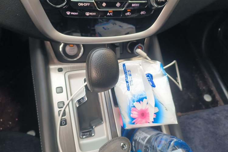 Used Nissan Murano 2021 2.5L XE Two-Wheel Drive Elite Edition Gear Lever