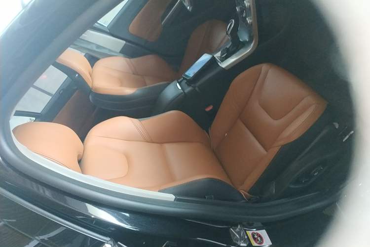 Used Volvo S60 2017 S60L T5 Intelligent Drive Edition Right Front Seat