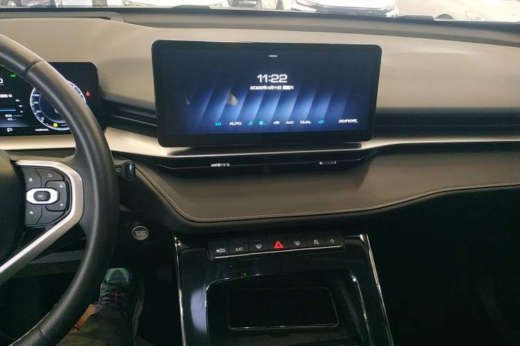 Used Haval H6 2021 3rd Generation 1.5T Automatic Two-Wheel Drive Max Audio And AC Panel