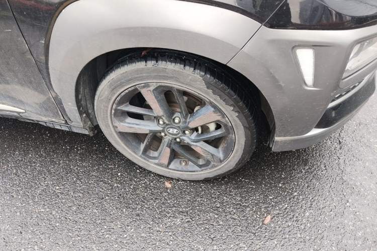 Used Hyundai ENCINO 2018 1.6T Dual-Clutch ZhiPao Edition China V Standard Right Front Wheel Hub