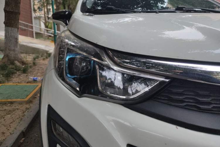 Used BYD Yuan 2016 1.5L Manual Luxury Model
