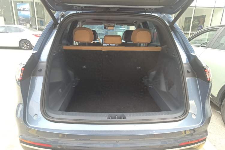 Used Geely Galaxy Galaxy Xingjian 7 EM-i 2025 120km Flagship Edition
