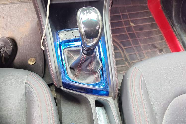 Used JAC Group Refine S3 2017 1.6L Manual Luxury Smart Model Gear Lever