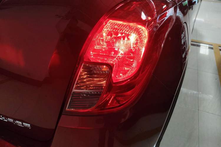 Used Buick Encore 2016 18T Automatic Two-Wheel Drive Urban Fashion Model