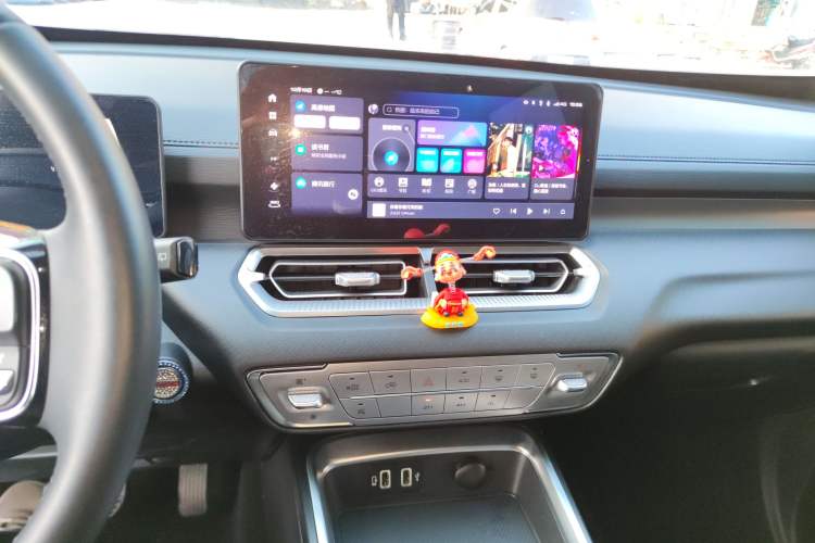 Used Haval H5 2023 2.0T Automatic All-Wheel Drive LinkedIn Gasoline
