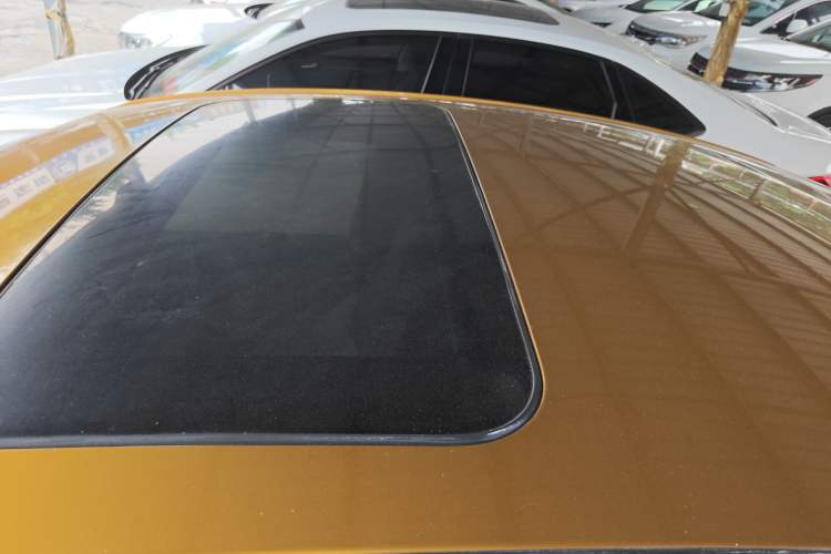 Used Hyundai Verna (older generation) 2017 1.4L Automatic YueXiang Edition China V-standard Roof