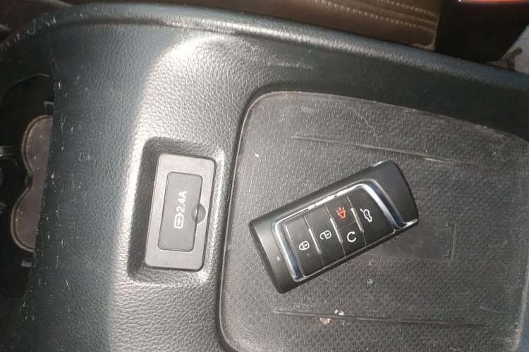 Used GAC Trumpchi M6 2019 270T DCT Prestige Edition (7-seater) China VI Vehicle Key