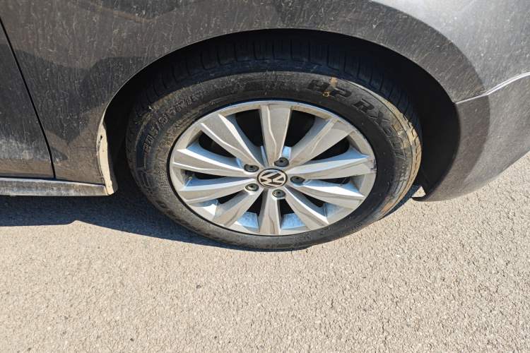 Used Volkswagen Sagitar 2014 Revised Version 1.4TSI Manual Luxury Edition