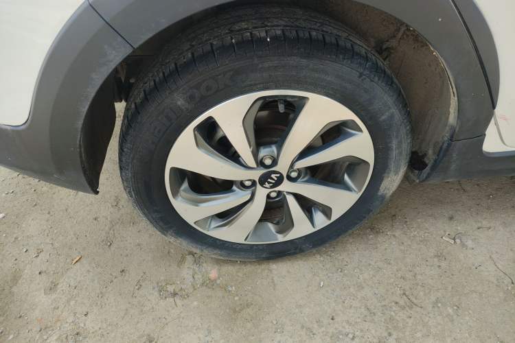 Used Kia KX Cross 2019 1.6L Automatic Dynamic Sunroof Version China VI
