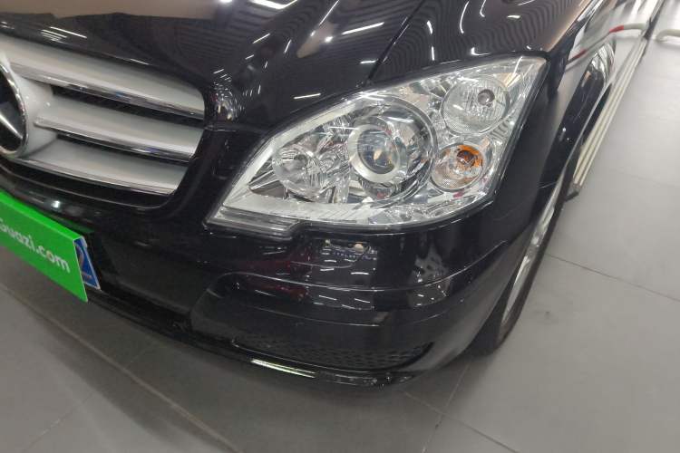 Used Mercedes-Benz Viano 2013 3.0L Navigator Edition