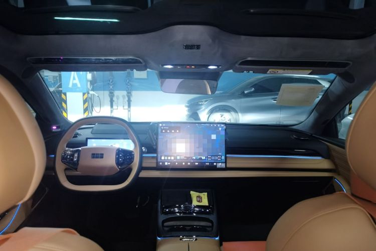 Used Geely Galaxy Galaxy 8 2025 130km EM-i Flagship Edition
