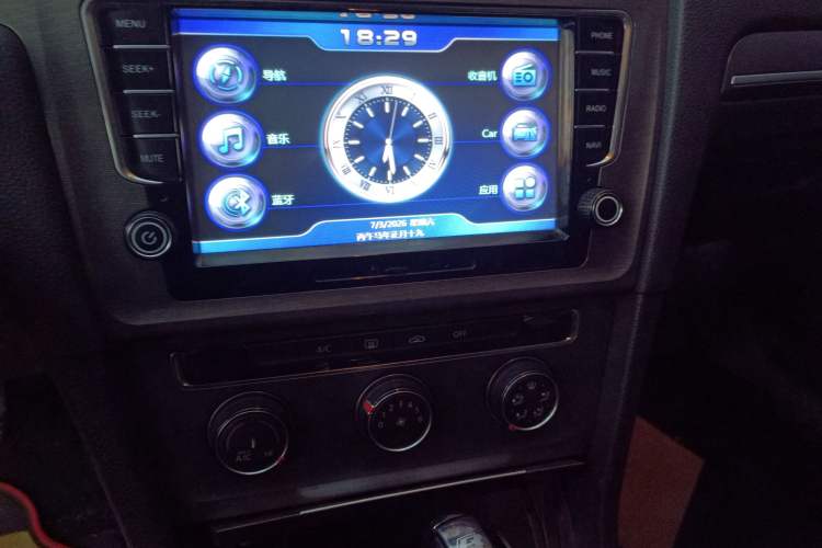 Used Volkswagen Golf 2015 1.6L Automatic Comfort Model
