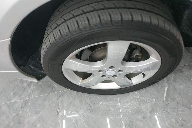 Used Mercedes-Benz R-Class 2014 R 320 4MATIC Luxury Model