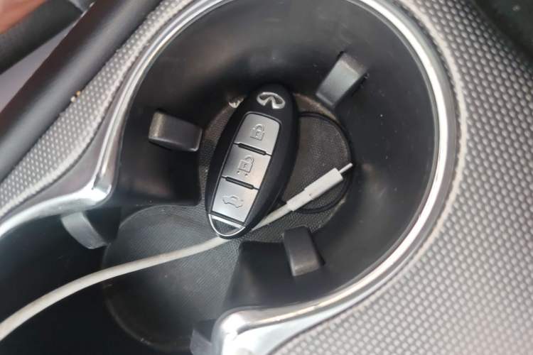 Used Infiniti Q50L 2016 2.0T Enjoyment Edition Vehicle Key