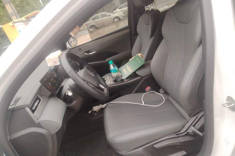 Used BYD Qin PLUS  Left Front Seat