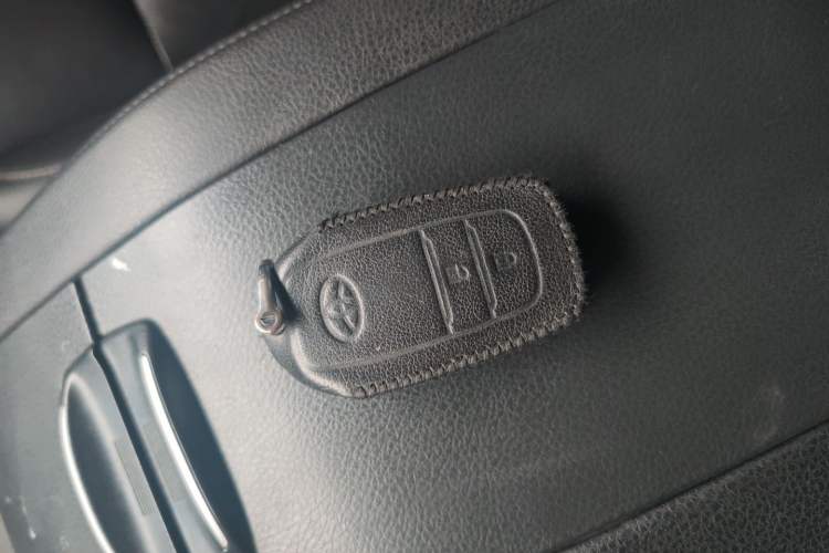 Used Toyota Highlander 2018 2.0T Four-Wheel Drive Luxury Version 7 Seats China VI Standard