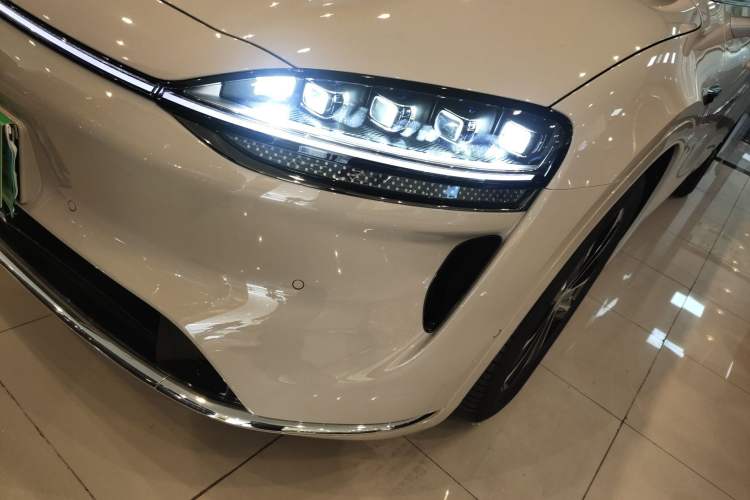 Used Hima Luxeed R7 2026 Model Range-Extending Max+ Left Front Headlight