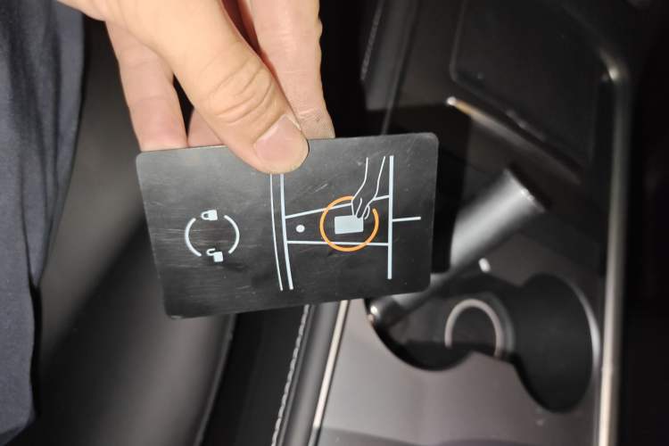 Used Tesla Model Y 2022 Rear-Wheel-Drive Version Vehicle Key