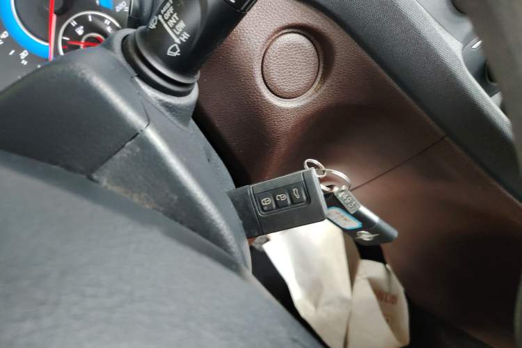 Used Haima V70 2016 2.0L Manual - Comfort Edition 5 Seats
