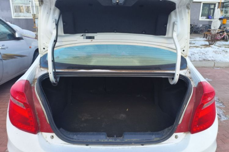 Used Chery E3 2013 1.5L Manual Fashion Model
